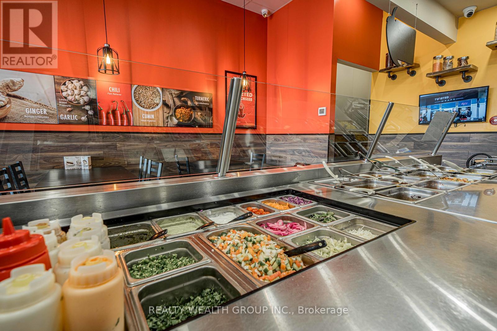 4 - 370 Kent Street W, Kawartha Lakes, Ontario K9V 6G8 - Photo 7 - X12885740