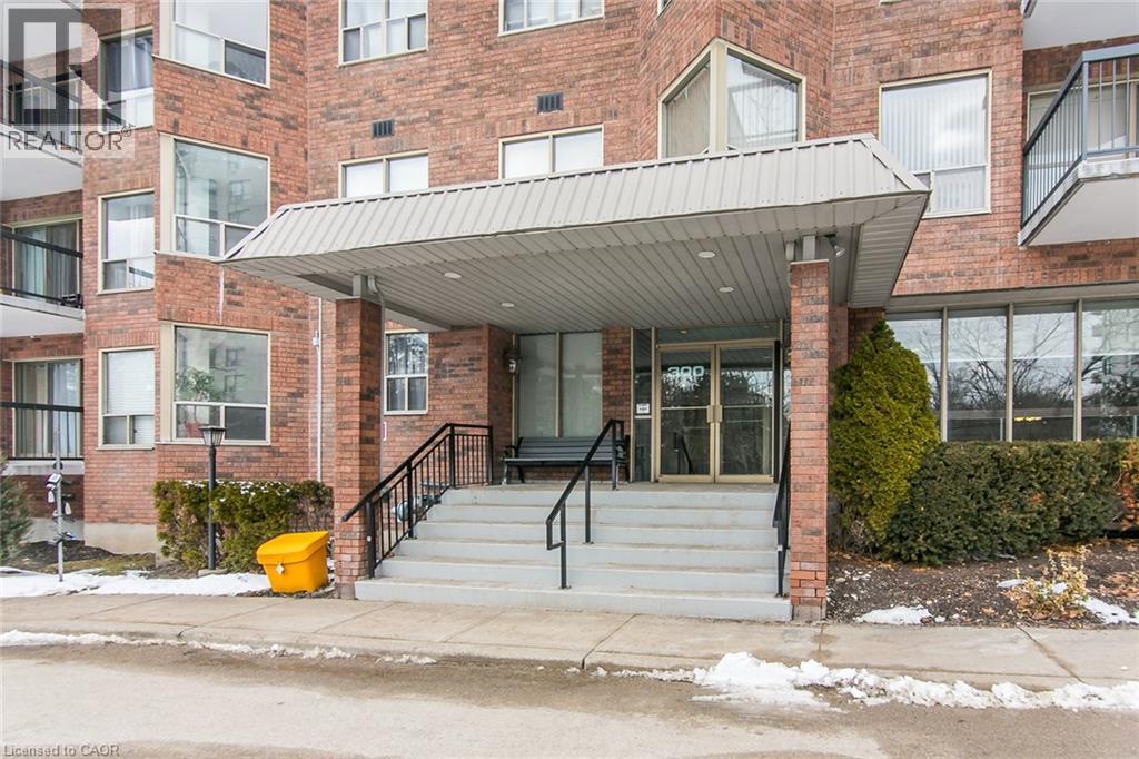 300 Keats Way Unit# 402, Waterloo, Ontario N2L 6E6 - Photo 3 - 40812006