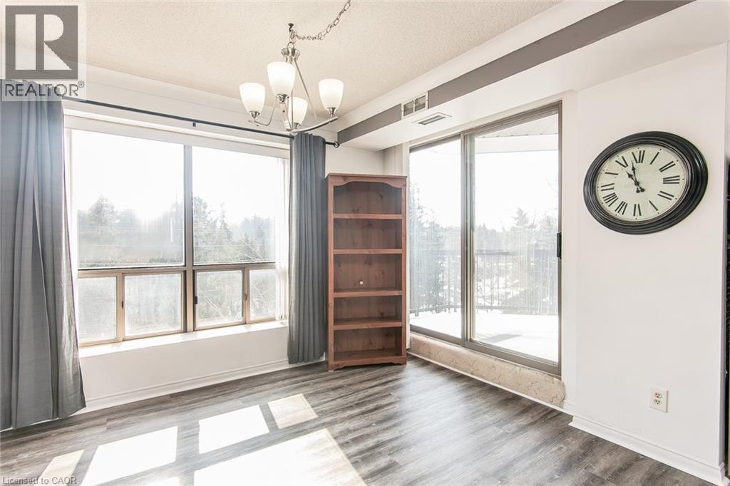 300 Keats Way Unit# 402, Waterloo, Ontario N2L 6E6 - Photo 30 - 40812006