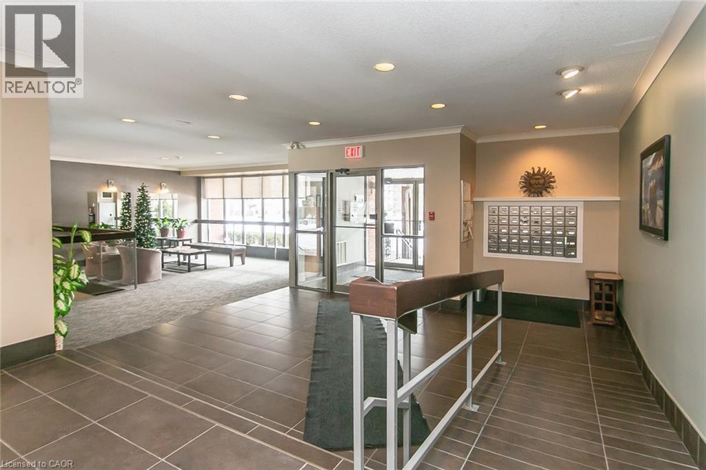 300 Keats Way Unit# 402, Waterloo, Ontario N2L 6E6 - Photo 4 - 40812006