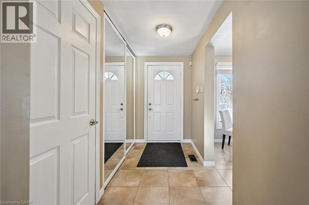 536 Westvale Drive, Waterloo, Ontario  N2T 2B7 - Photo 5 - 40807557