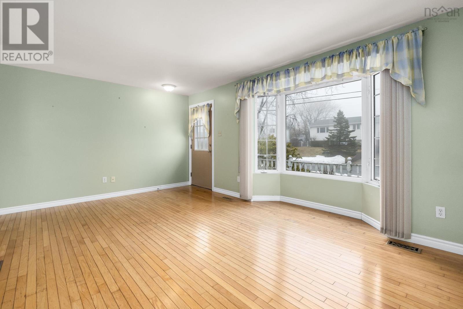 218 Donegal Drive, Cole Harbour, Nova Scotia  B2V 1P3 - Photo 5 - 202604511