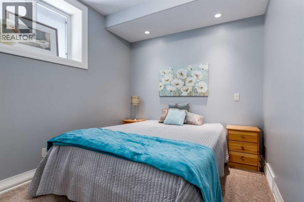 728 Coopers Square SW, Airdrie, Alberta  T4B 0G6 - Photo 39 - A2290061