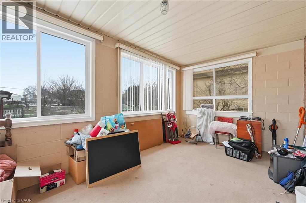 17 Queen Street N, Thorold, Ontario  L2V 2P7 - Photo 19 - 40812399