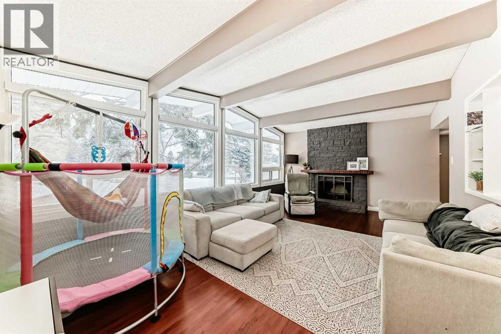 8043 Elbow Drive SW, Calgary, Alberta  T2V 1K5 - Photo 17 - A2291798