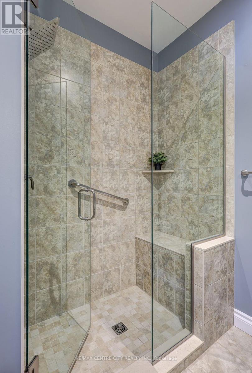 101 - 5 Woodhaven Drive, Tillsonburg, Ontario  N4G 0A8 - Photo 17 - X12885804