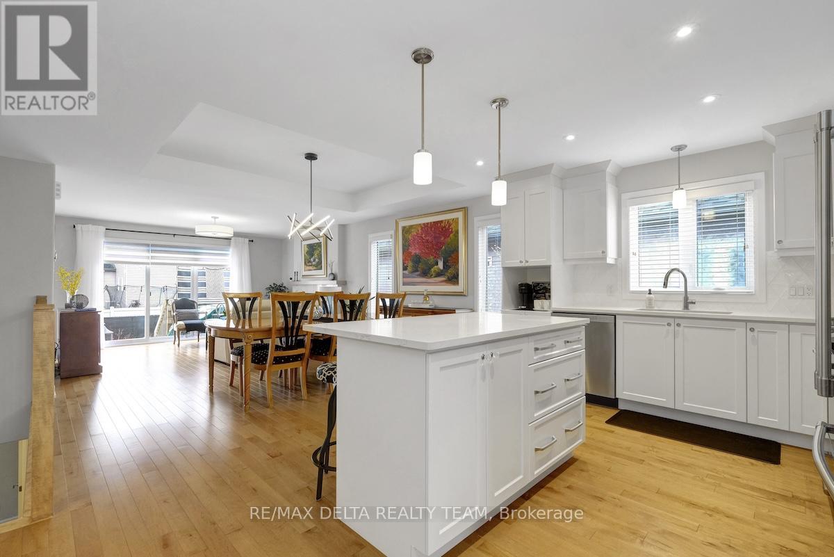 715 Azure Street, Russell, Ontario  K4R 0E5 - Photo 14 - X12885756