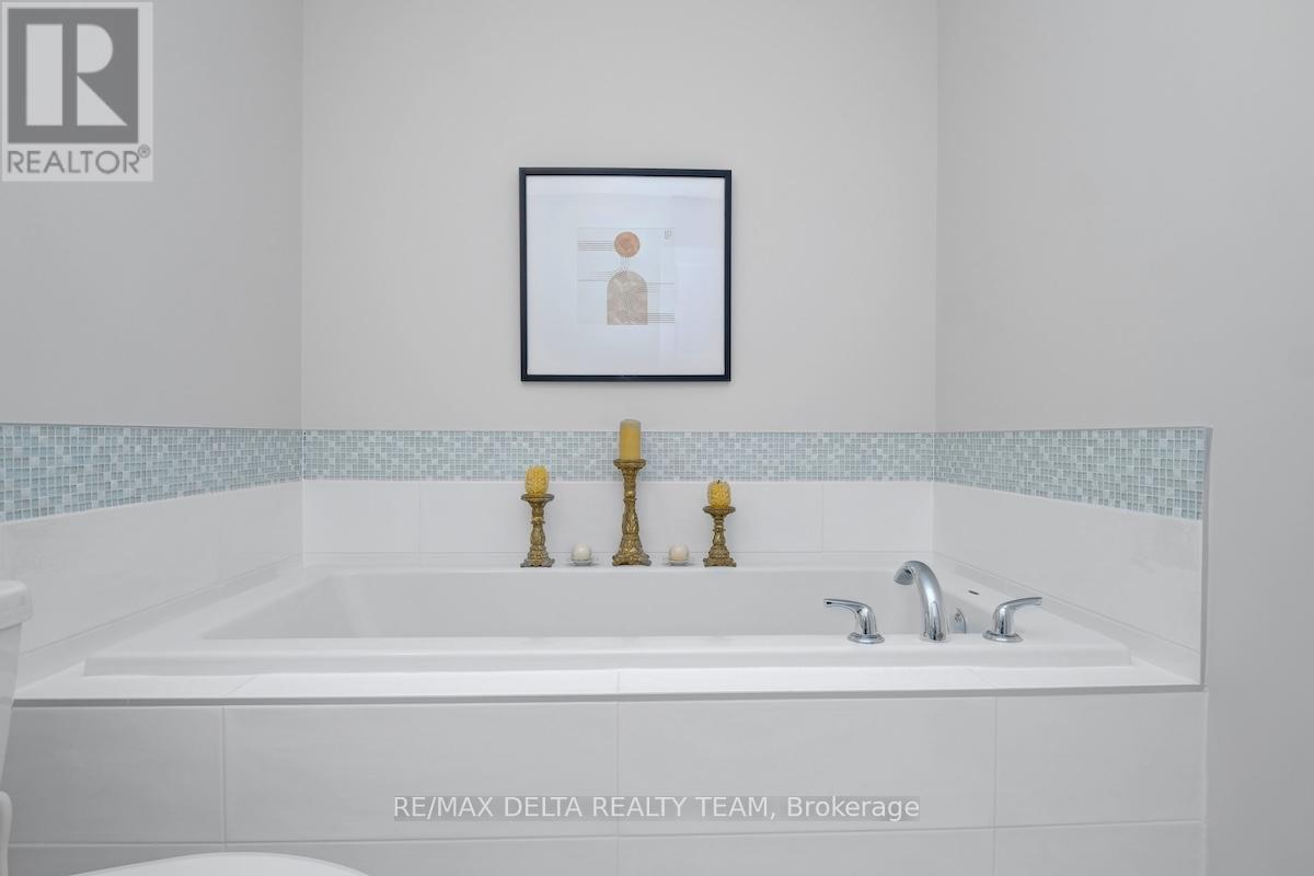 715 Azure Street, Russell, Ontario  K4R 0E5 - Photo 30 - X12885756