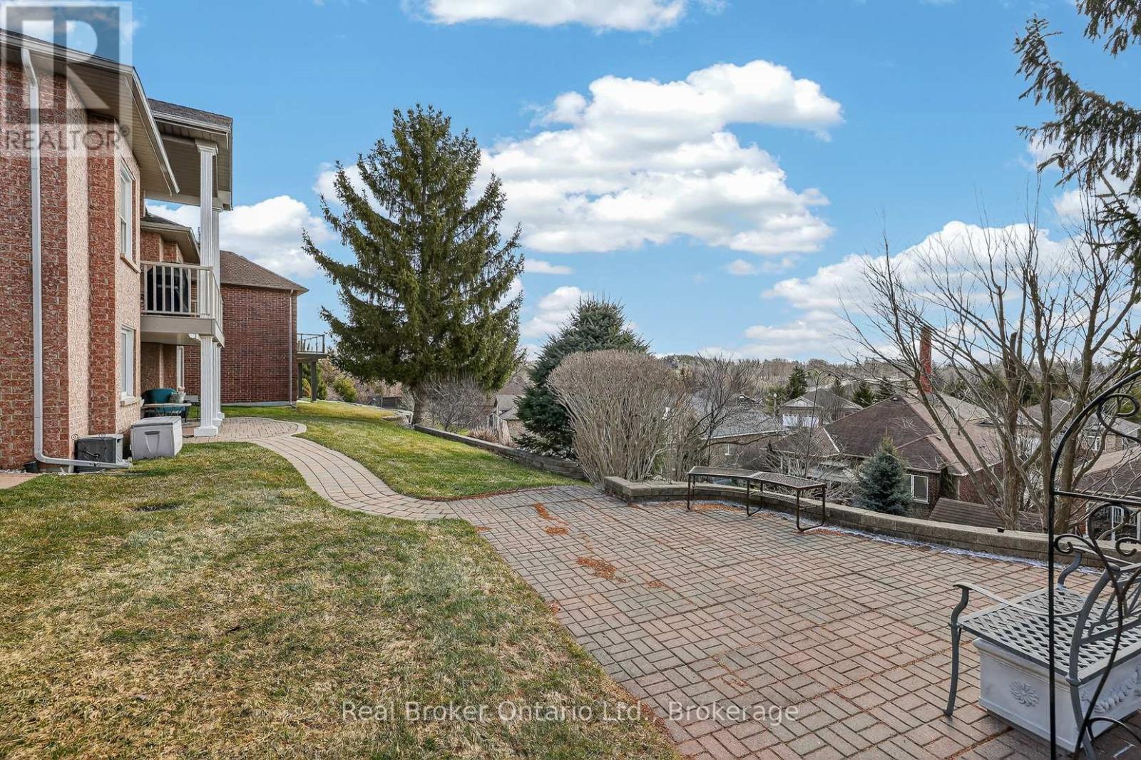 10 Green Gable Place, Woodstock (Woodstock - North), Ontario  N4T 1W6 - Photo 11 - X12885750