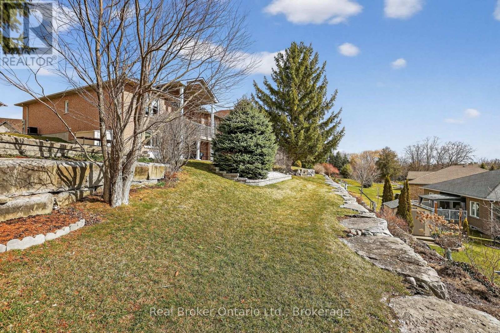 10 Green Gable Place, Woodstock (Woodstock - North), Ontario  N4T 1W6 - Photo 18 - X12885750