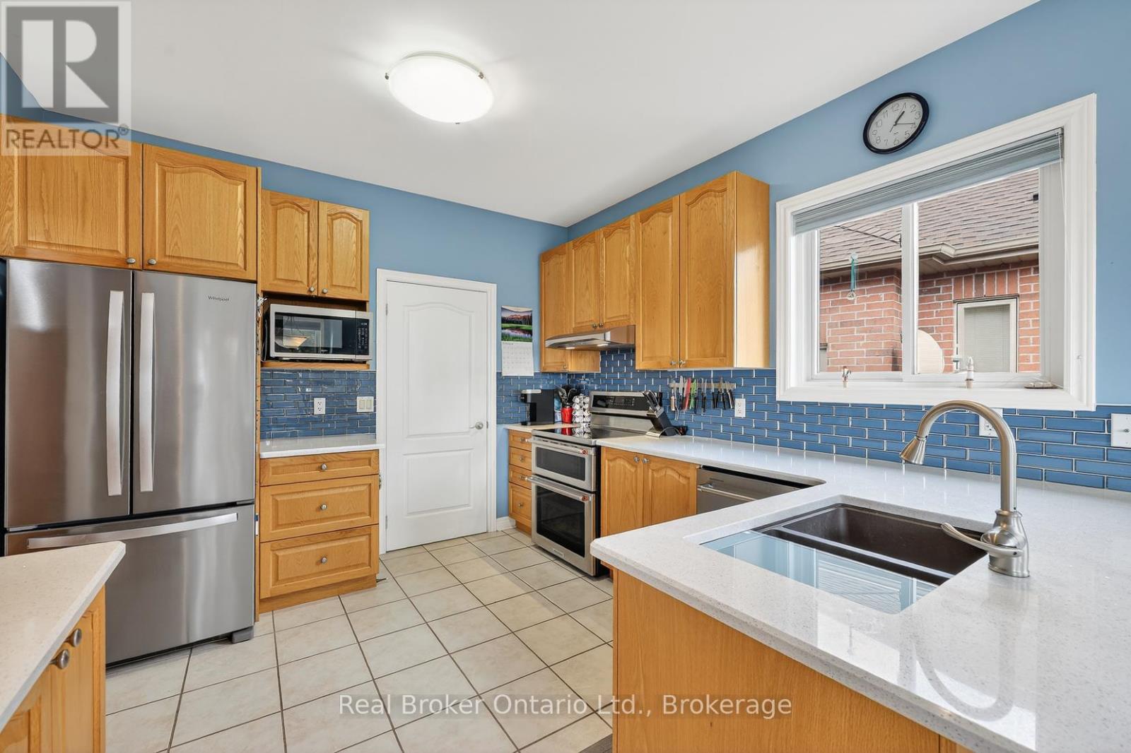 10 Green Gable Place, Woodstock (Woodstock - North), Ontario  N4T 1W6 - Photo 31 - X12885750