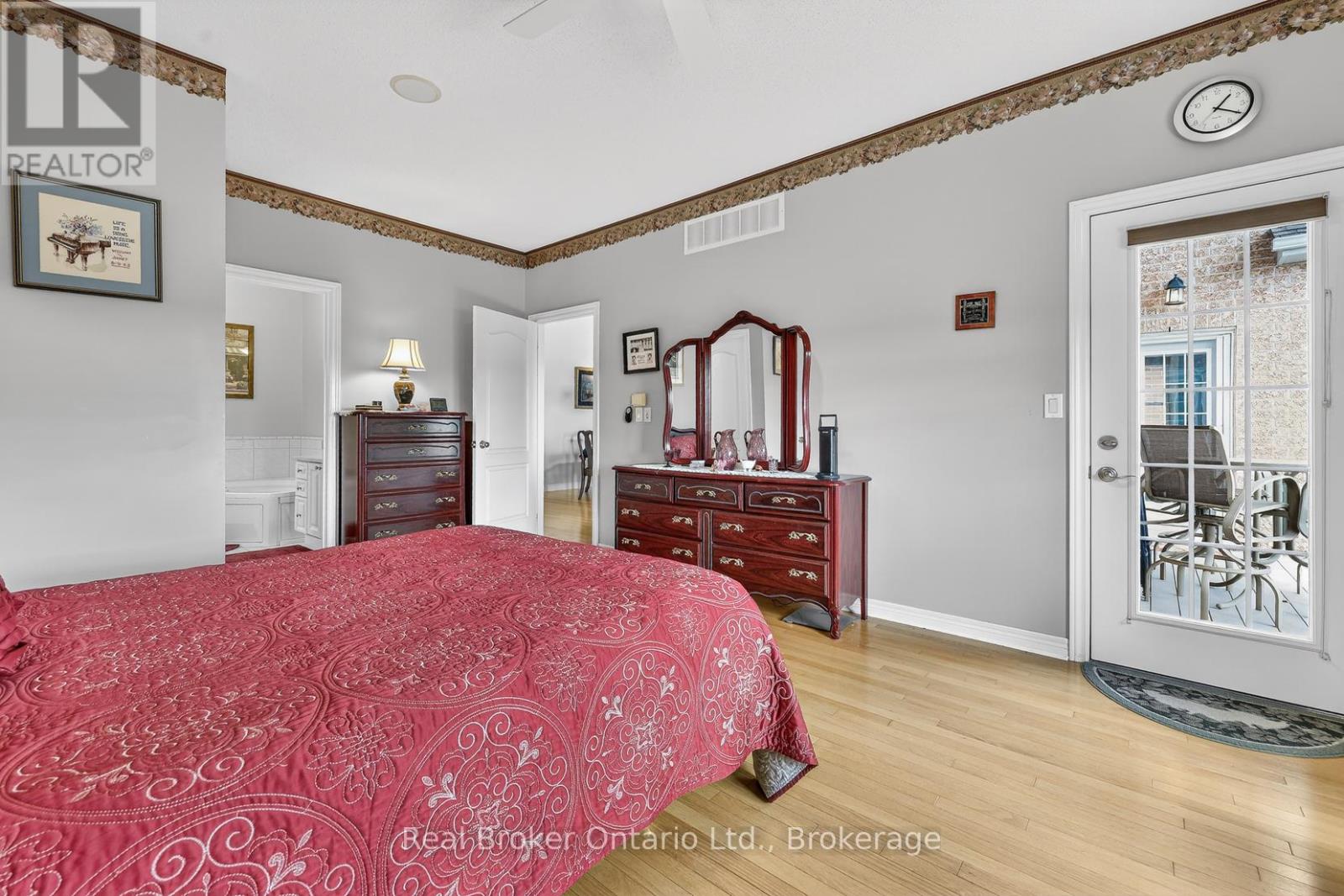 10 Green Gable Place, Woodstock (Woodstock - North), Ontario  N4T 1W6 - Photo 38 - X12885750