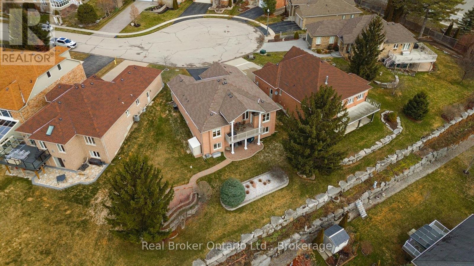 10 Green Gable Place, Woodstock (Woodstock - North), Ontario  N4T 1W6 - Photo 5 - X12885750