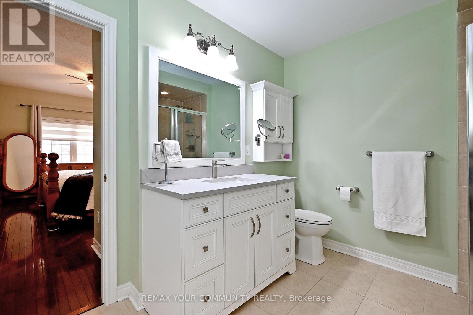 635 Tapestry Lane, Newmarket, Ontario  L3X 3C8 - Photo 10 - N12864928