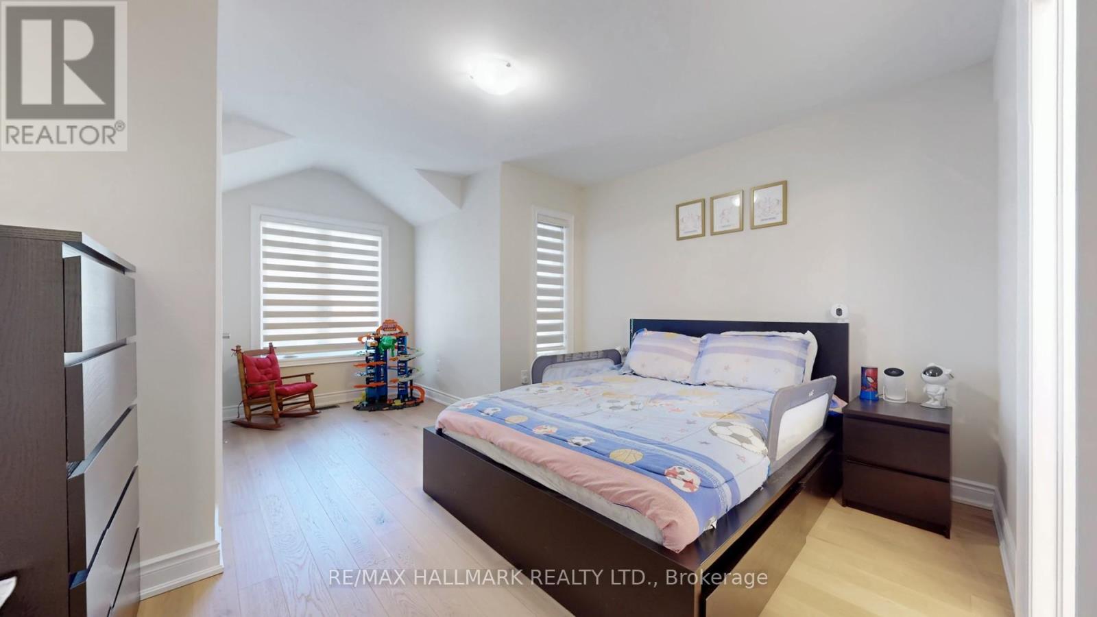 61 Mac Campbell Way, Bradford West Gwillimbury, Ontario  L3Z 4M6 - Photo 22 - N12877502