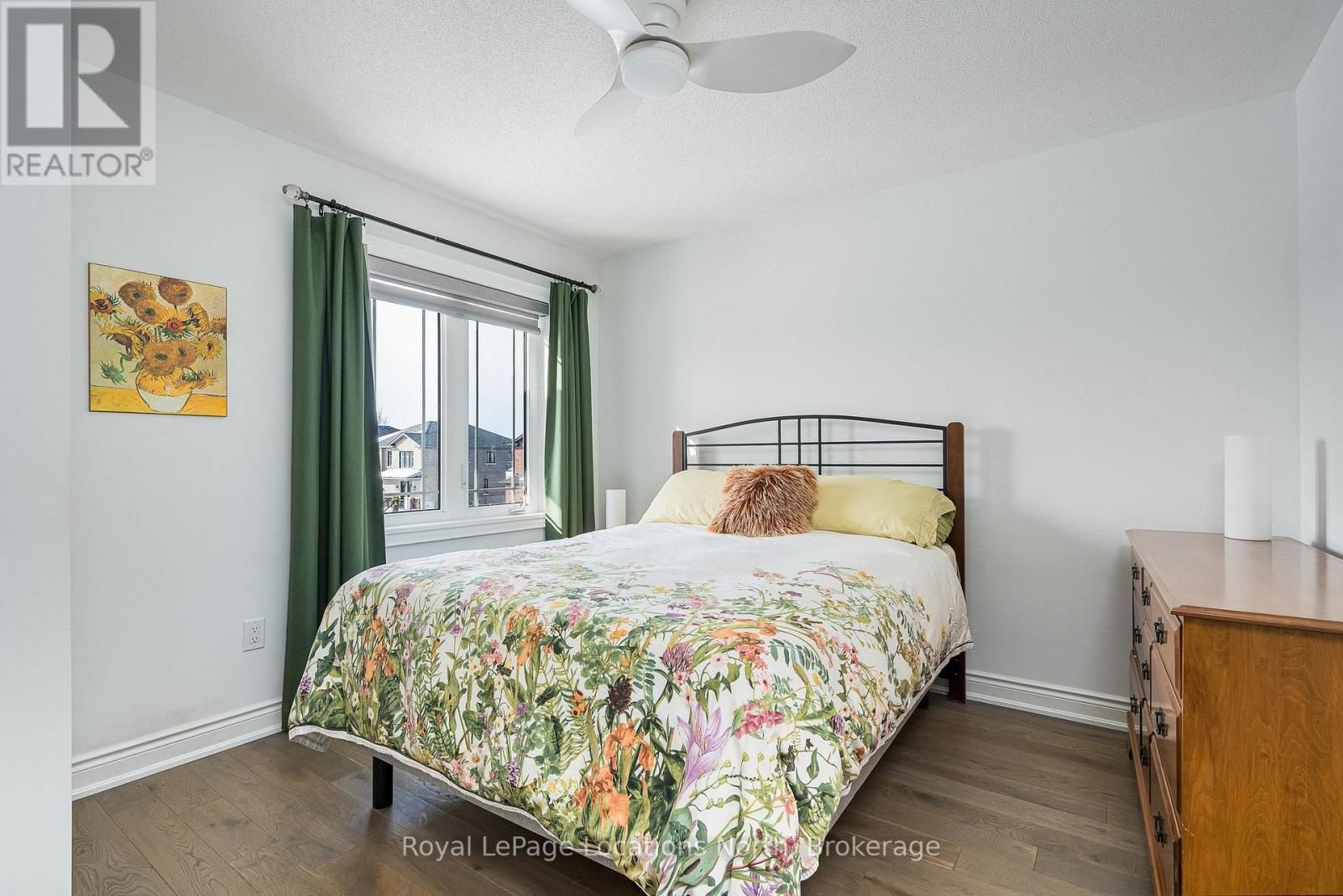 31 Emerald Street, Wasaga Beach, Ontario  L9Z 0K8 - Photo 25 - S12885772