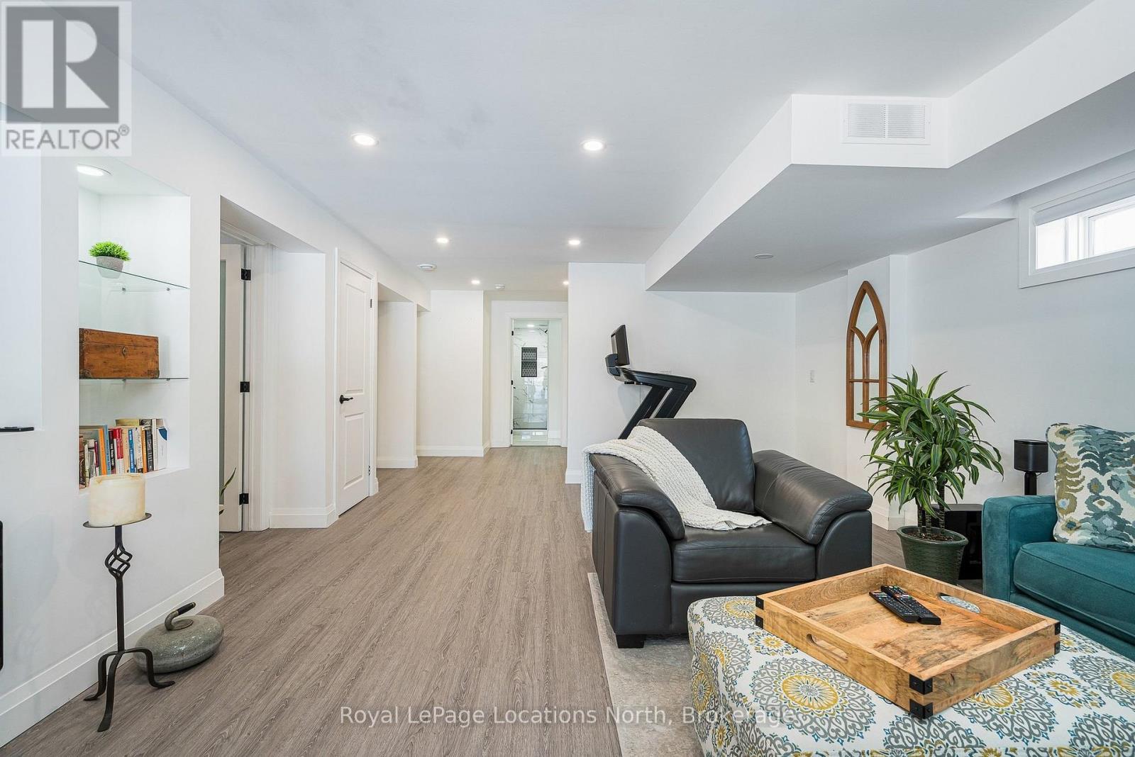 31 Emerald Street, Wasaga Beach, Ontario  L9Z 0K8 - Photo 31 - S12885772