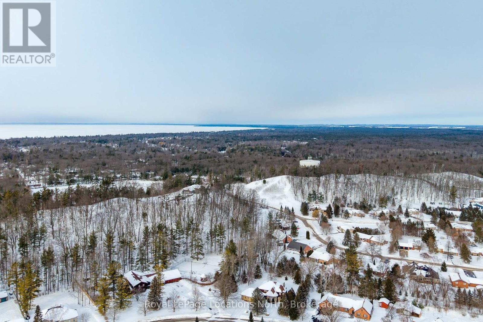 31 Emerald Street, Wasaga Beach, Ontario  L9Z 0K8 - Photo 46 - S12885772