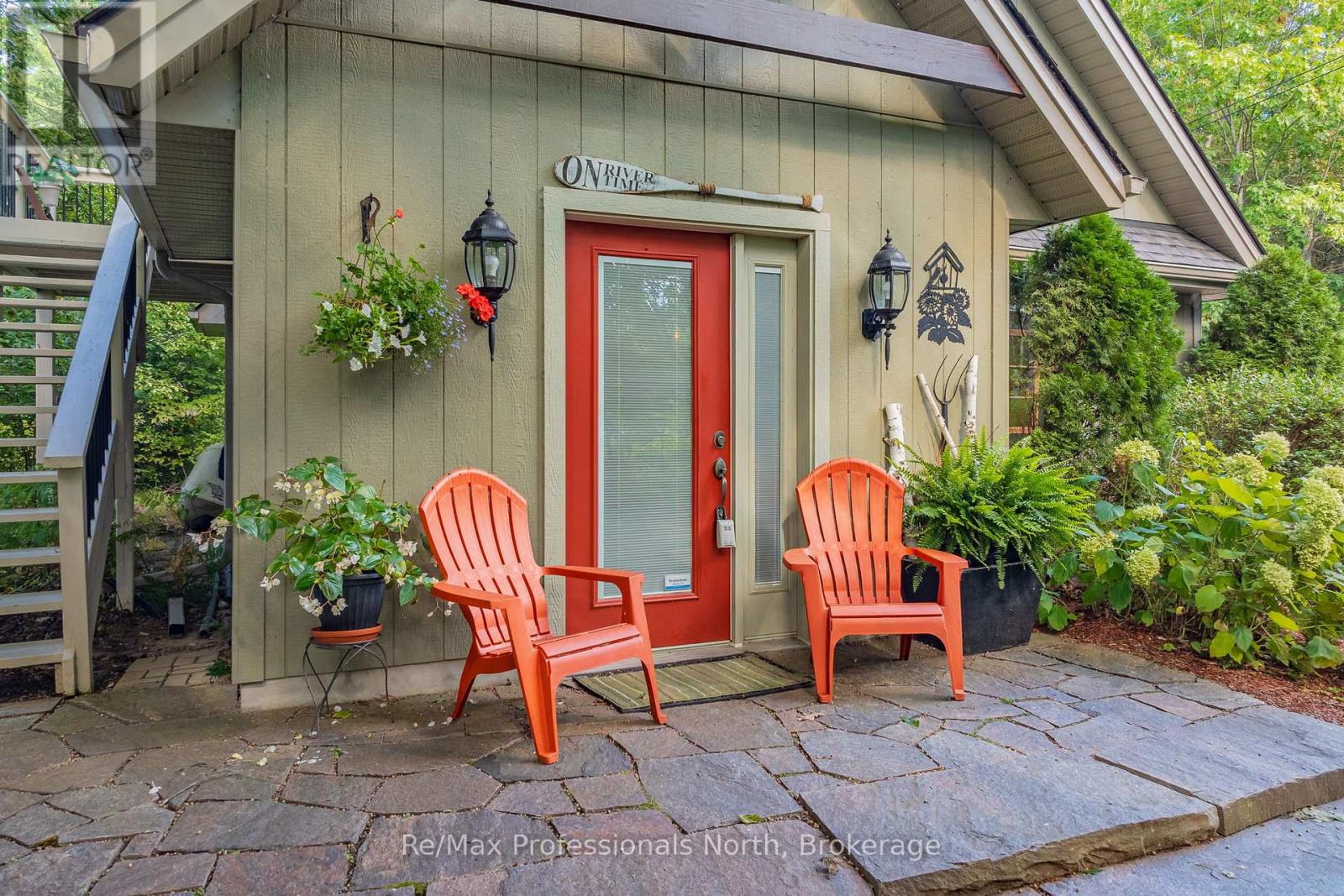 1005 Laidlaw Avenue, Gravenhurst, Ontario  L0K 2B0 - Photo 30 - X12885834