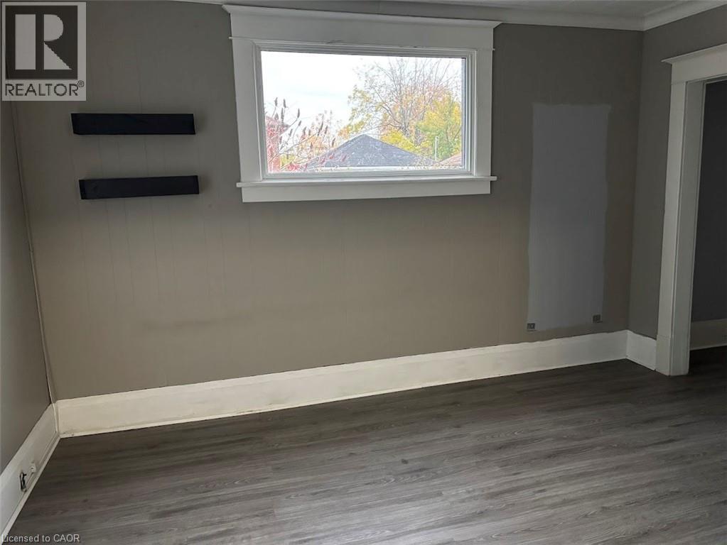 4789 St Clair Avenue, Niagara Falls, Ontario  L2E 3T2 - Photo 14 - 40806472