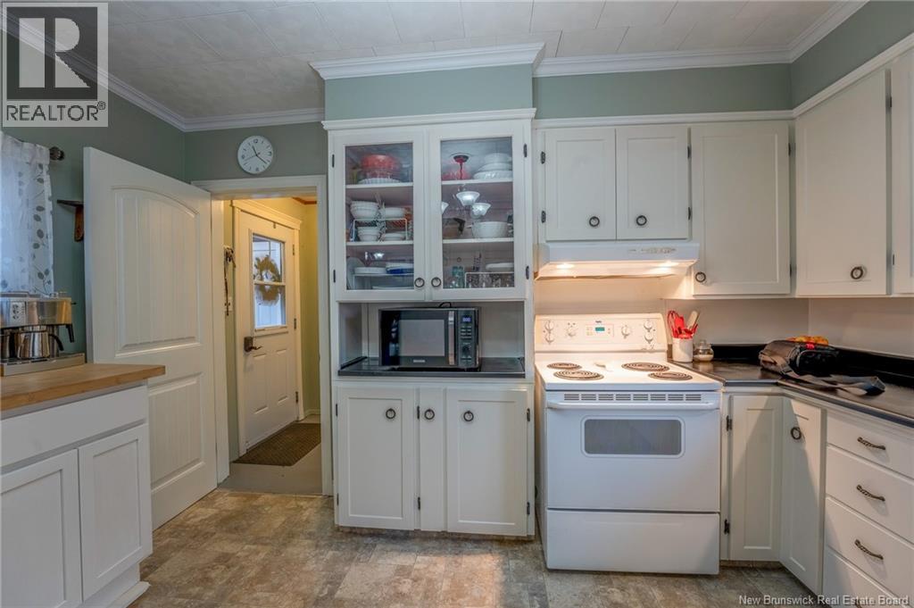 44 Porter Street, St. Stephen, New Brunswick  E3L 2M7 - Photo 15 - NB135012