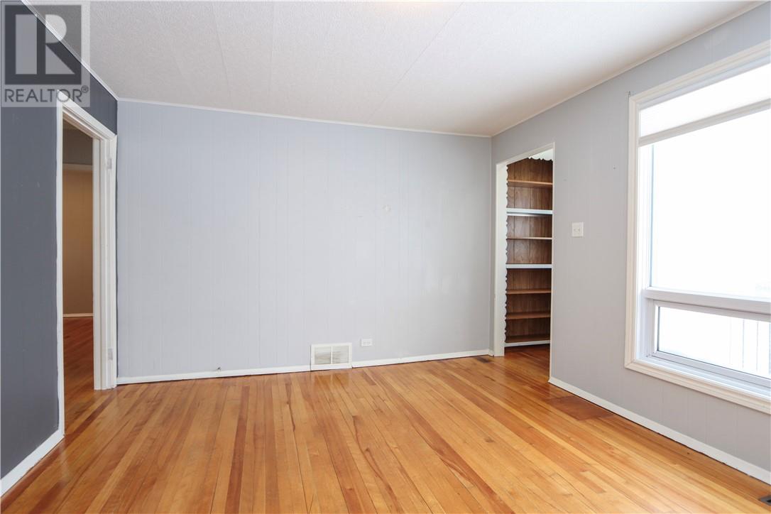 217 Fifth Avenue, Lively, Ontario  P3Y 1M4 - Photo 11 - 2126825