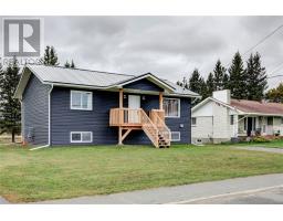 12 Rutland Avenue, Markstay-Warren, Ontario