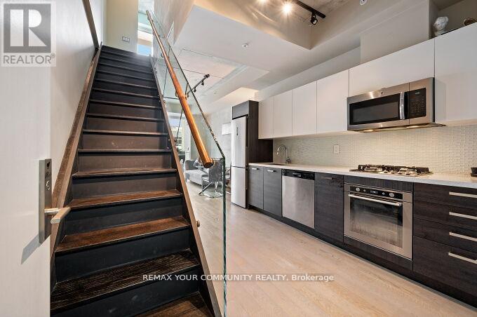 Ph11 - 39 Brant Street, Toronto, Ontario  M5V 0M8 - Photo 40 - C12885774