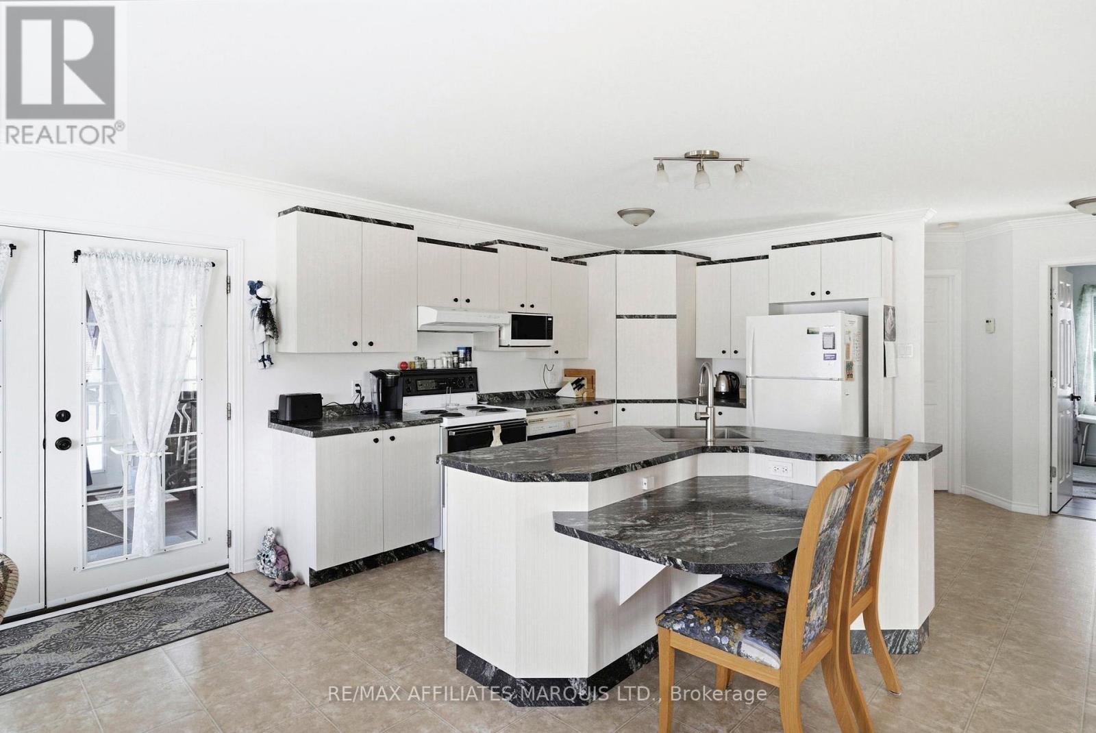 16695 Atchison Road, South Stormont, Ontario  K0C 1P0 - Photo 10 - X12885816