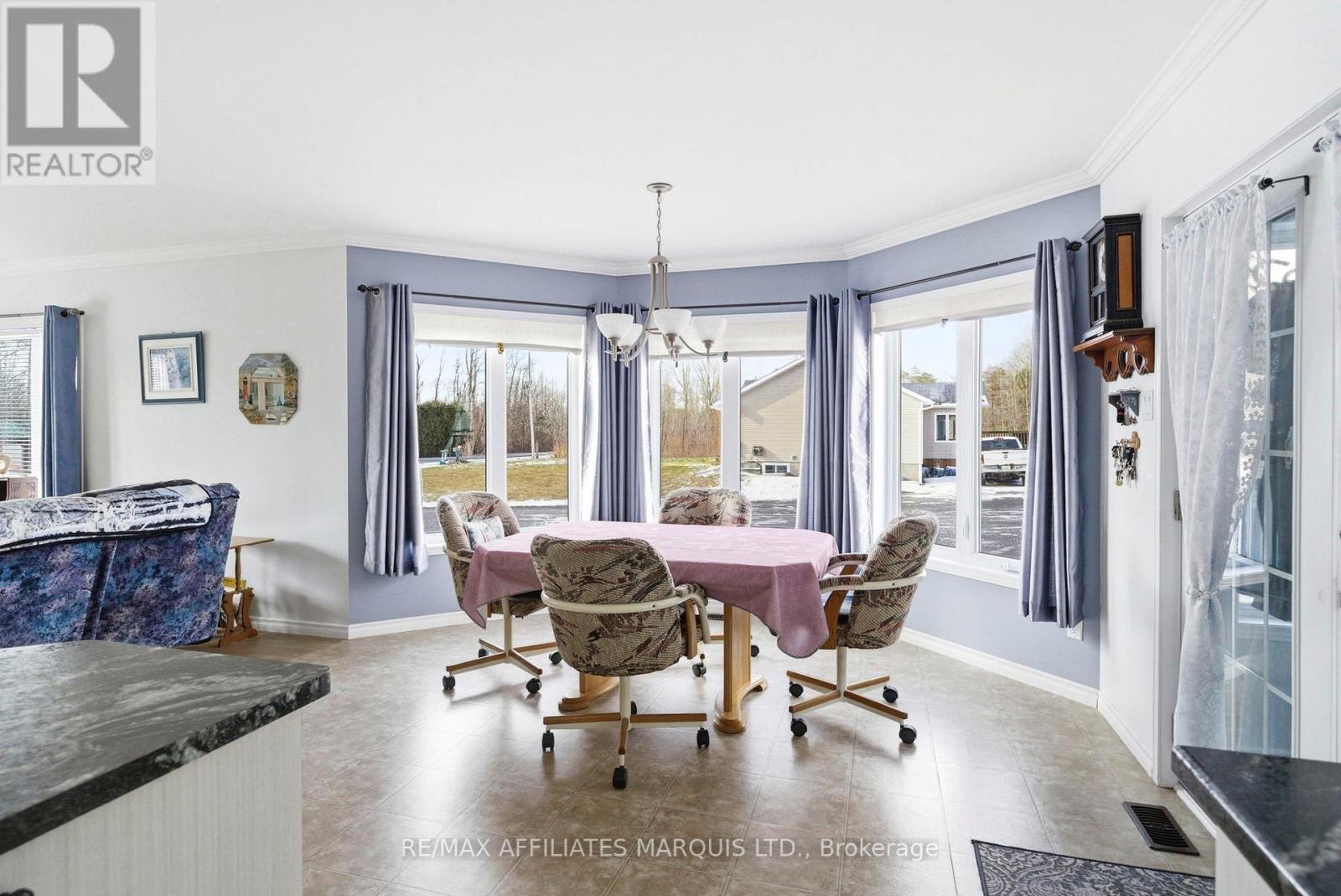 16695 Atchison Road, South Stormont, Ontario  K0C 1P0 - Photo 15 - X12885816