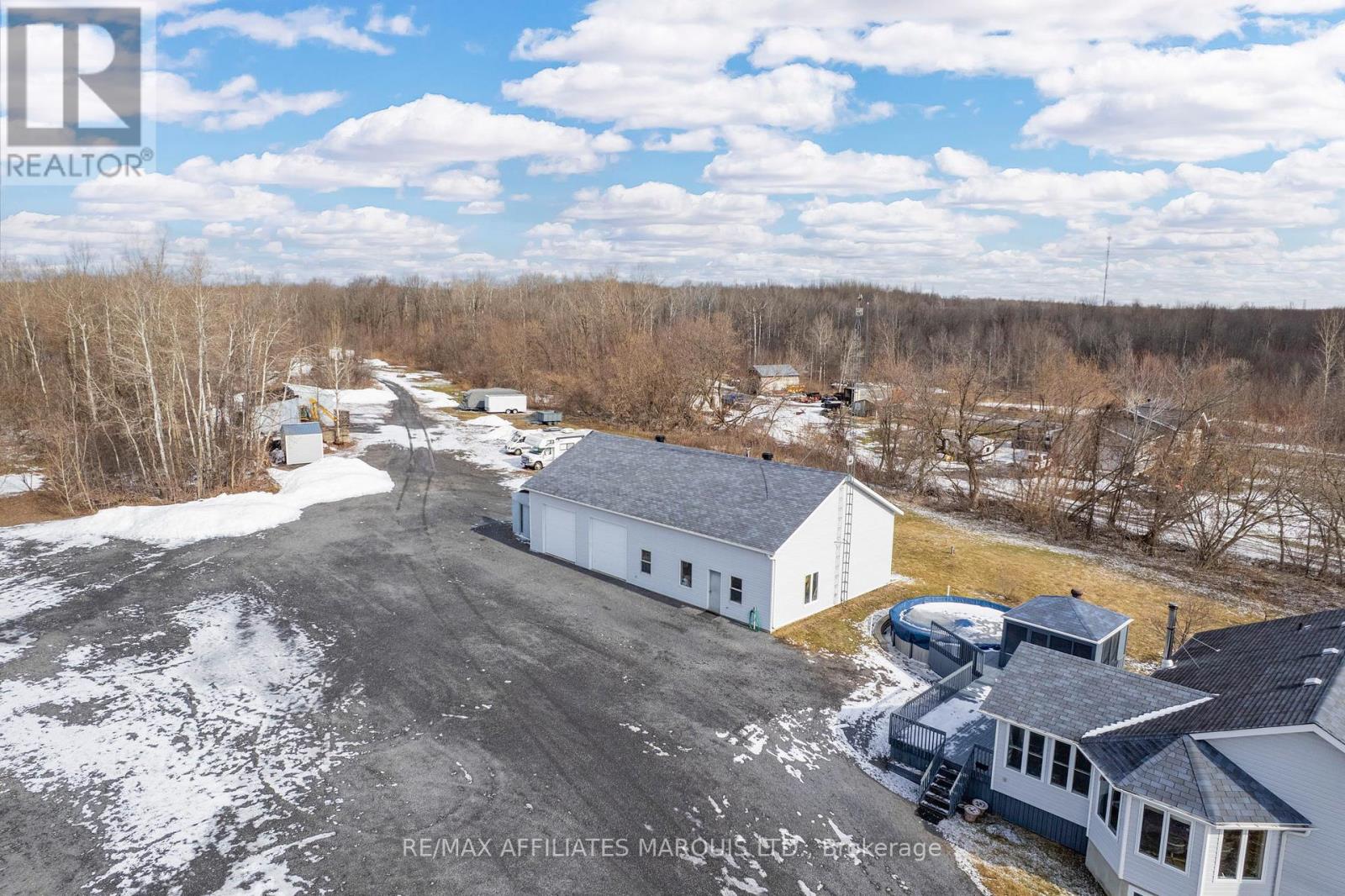 16695 Atchison Road, South Stormont, Ontario  K0C 1P0 - Photo 33 - X12885816