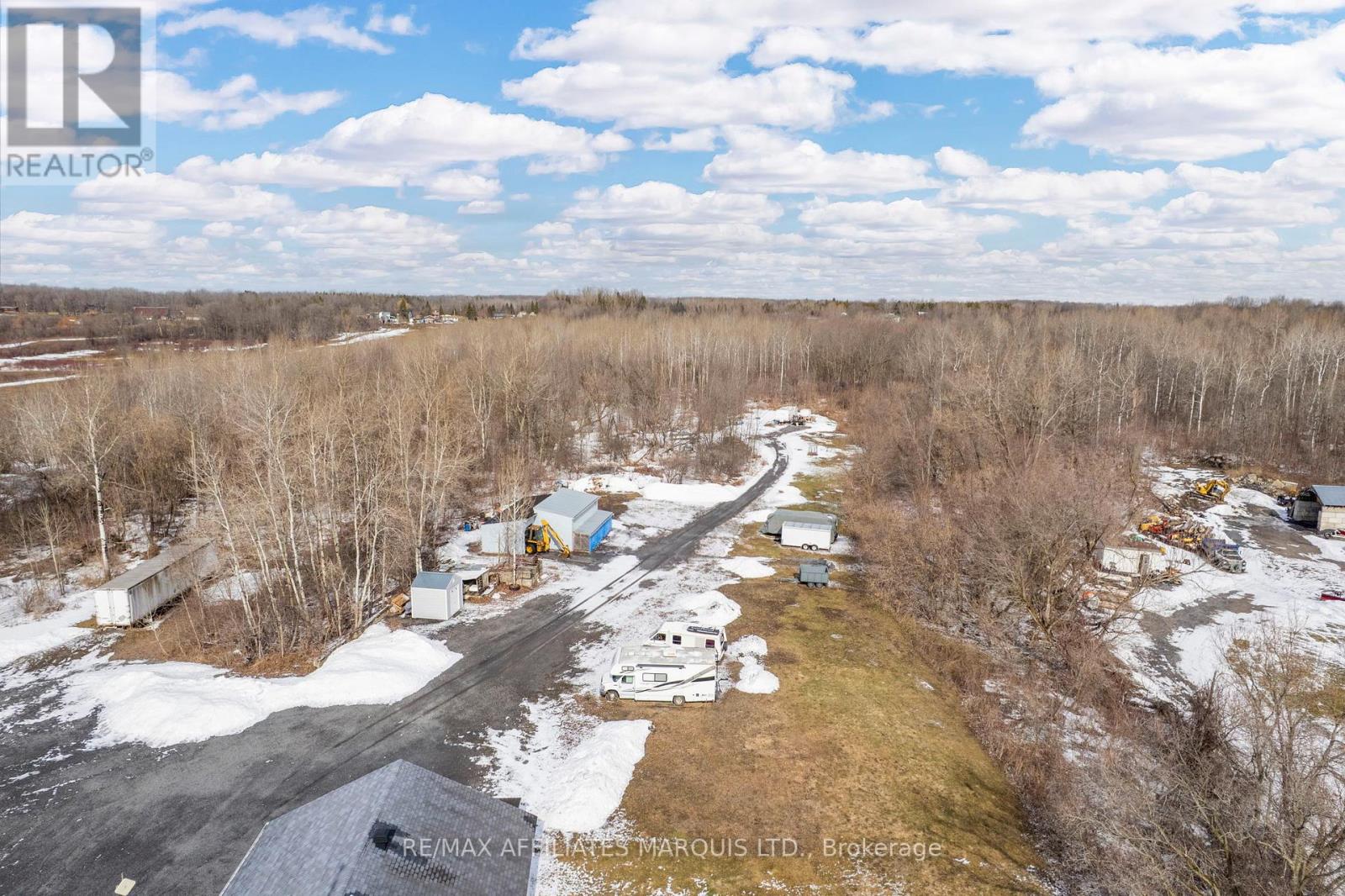 16695 Atchison Road, South Stormont, Ontario  K0C 1P0 - Photo 5 - X12885816