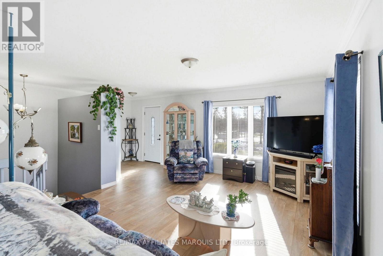 16695 Atchison Road, South Stormont, Ontario  K0C 1P0 - Photo 8 - X12885816