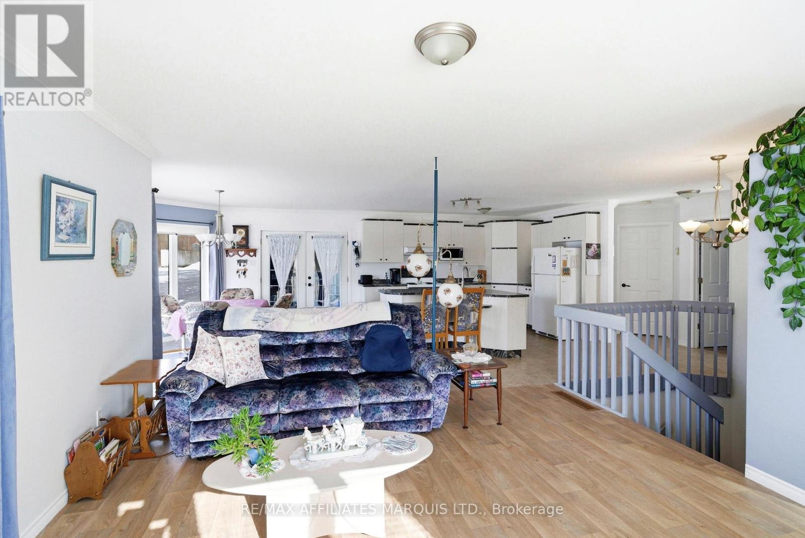 16695 Atchison Road, South Stormont, Ontario  K0C 1P0 - Photo 9 - X12885816