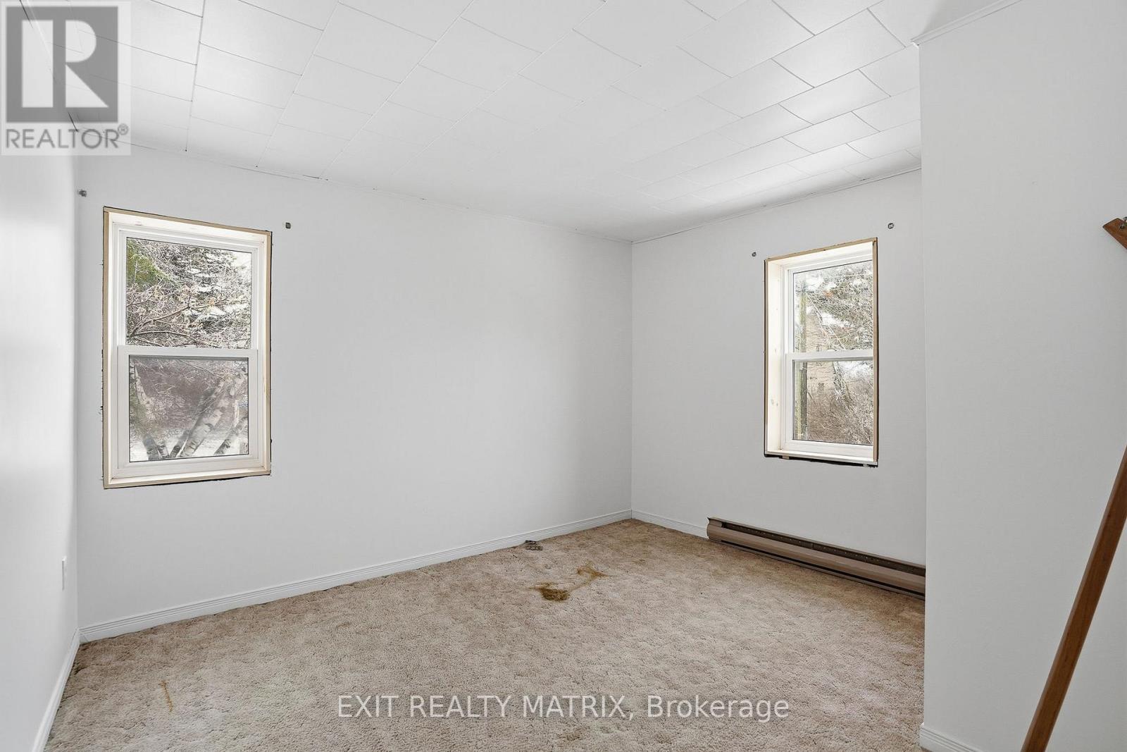 21888 Laggan-Glenelg Road, North Glengarry, Ontario K0B 1E0 - Photo 19 - X12885830