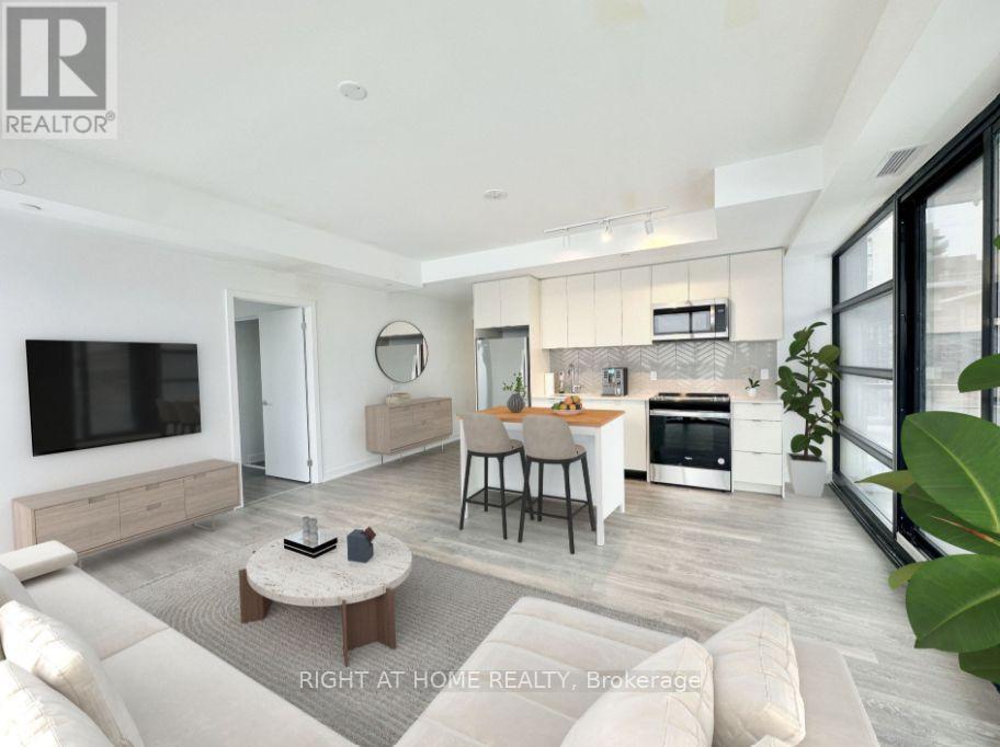 340 E - 1610 CHARLES STREET, Whitby, Ontario