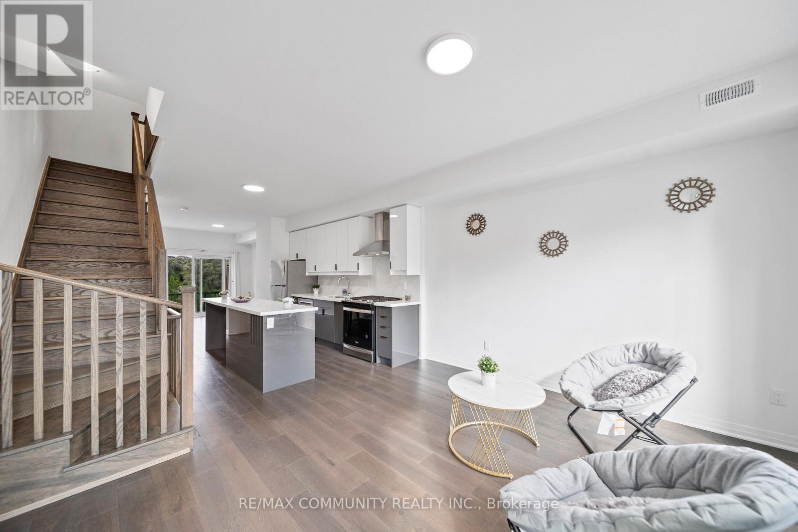 1672 Pleasure Valley Path N, Oshawa (Samac), Ontario  L1G 0E3 - Photo 13 - E12885764