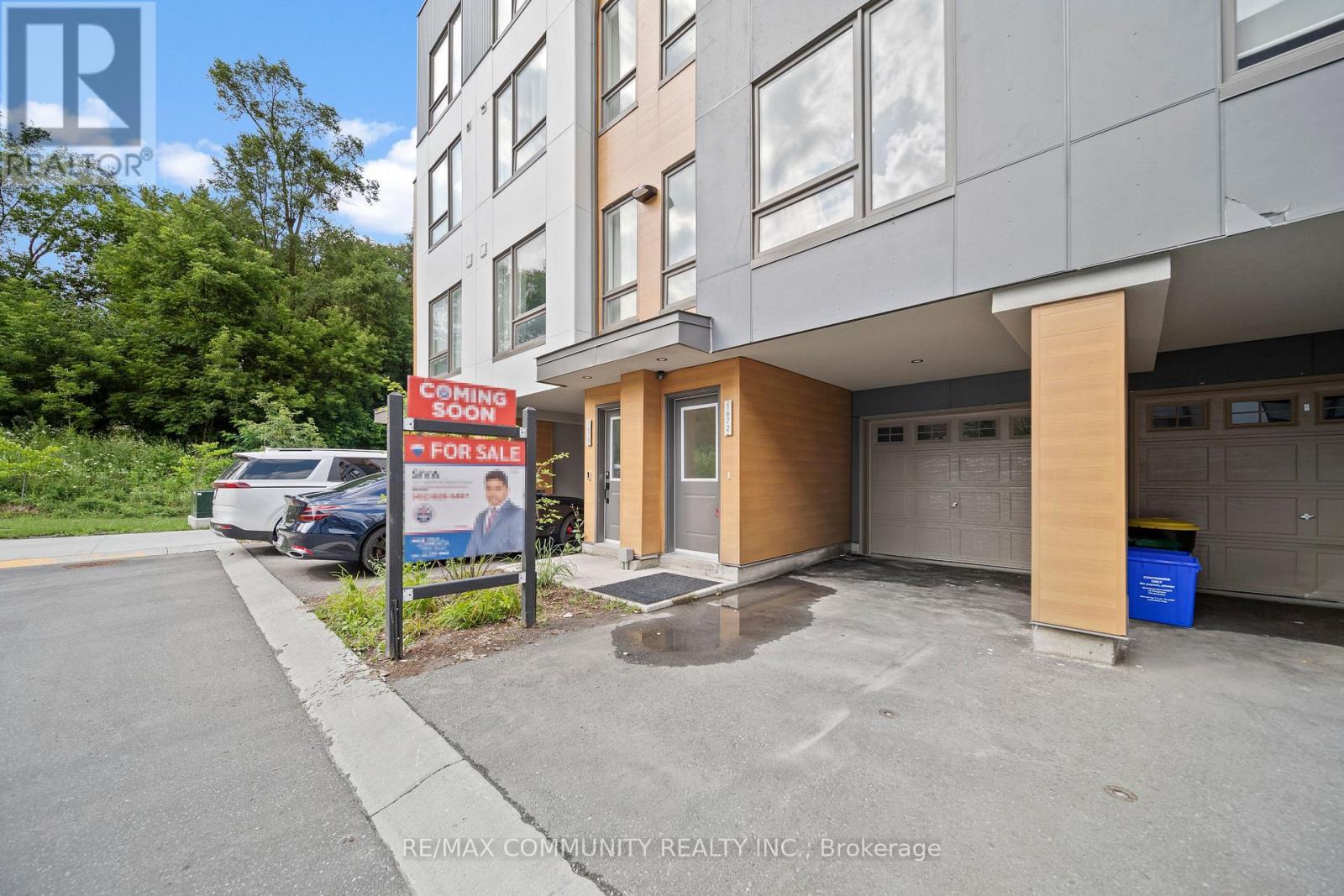 1672 Pleasure Valley Path N, Oshawa (Samac), Ontario  L1G 0E3 - Photo 3 - E12885764