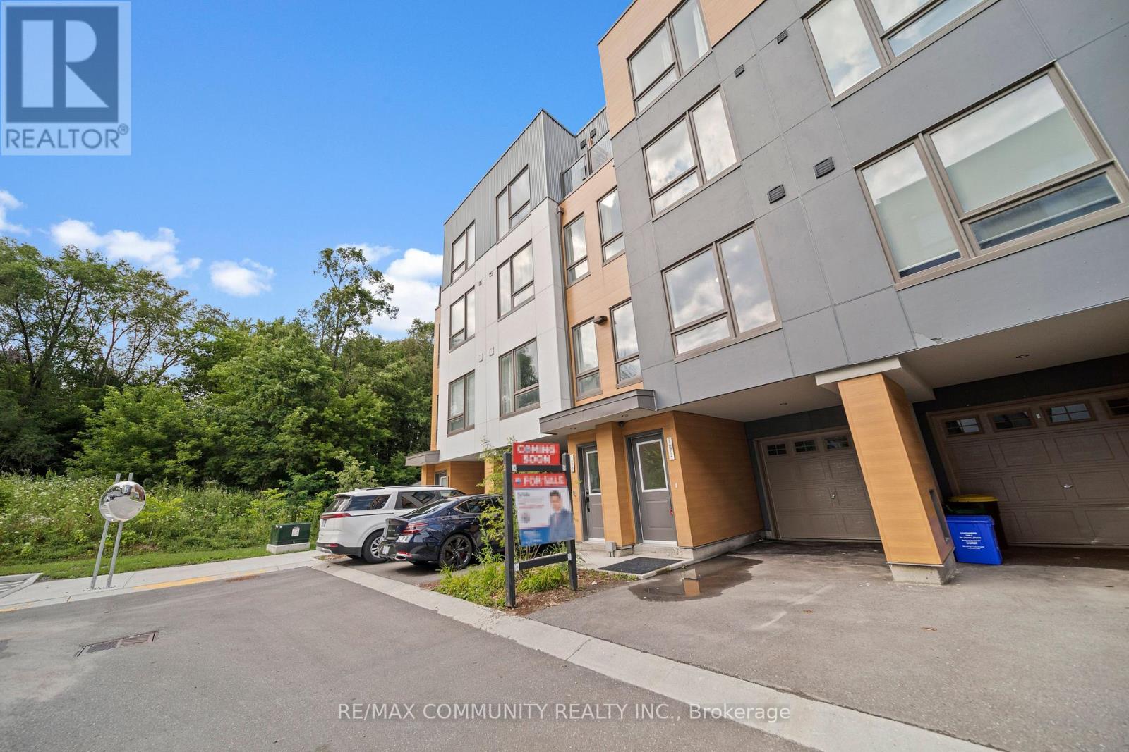 1672 Pleasure Valley Path N, Oshawa (Samac), Ontario  L1G 0E3 - Photo 4 - E12885764