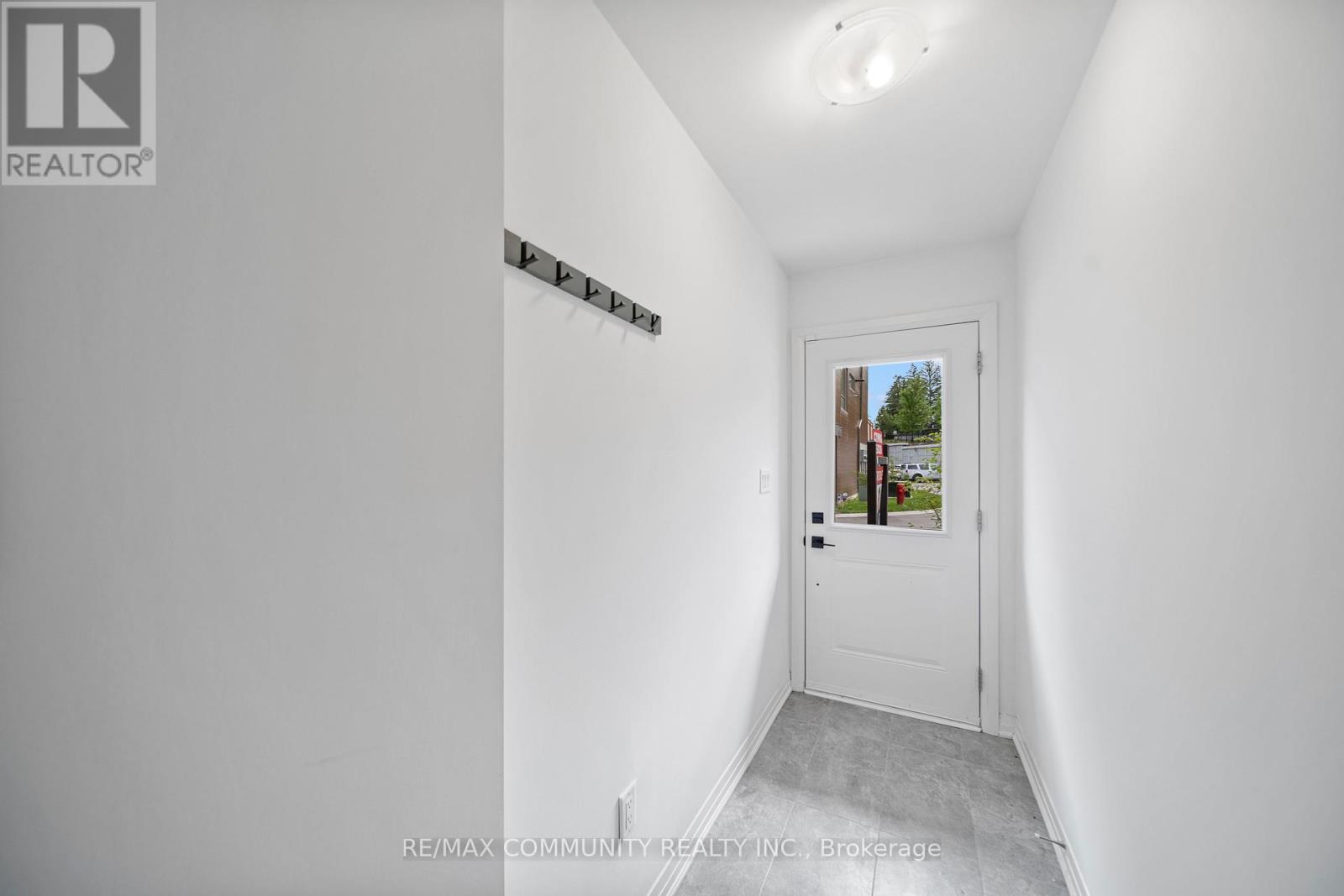 1672 Pleasure Valley Path N, Oshawa (Samac), Ontario  L1G 0E3 - Photo 5 - E12885764