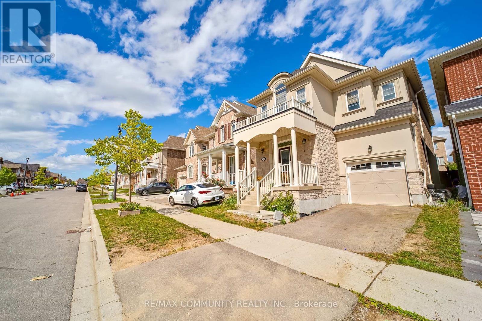 1064 Cameo Street, Pickering, Ontario  L1X 0G2 - Photo 2 - E12885810