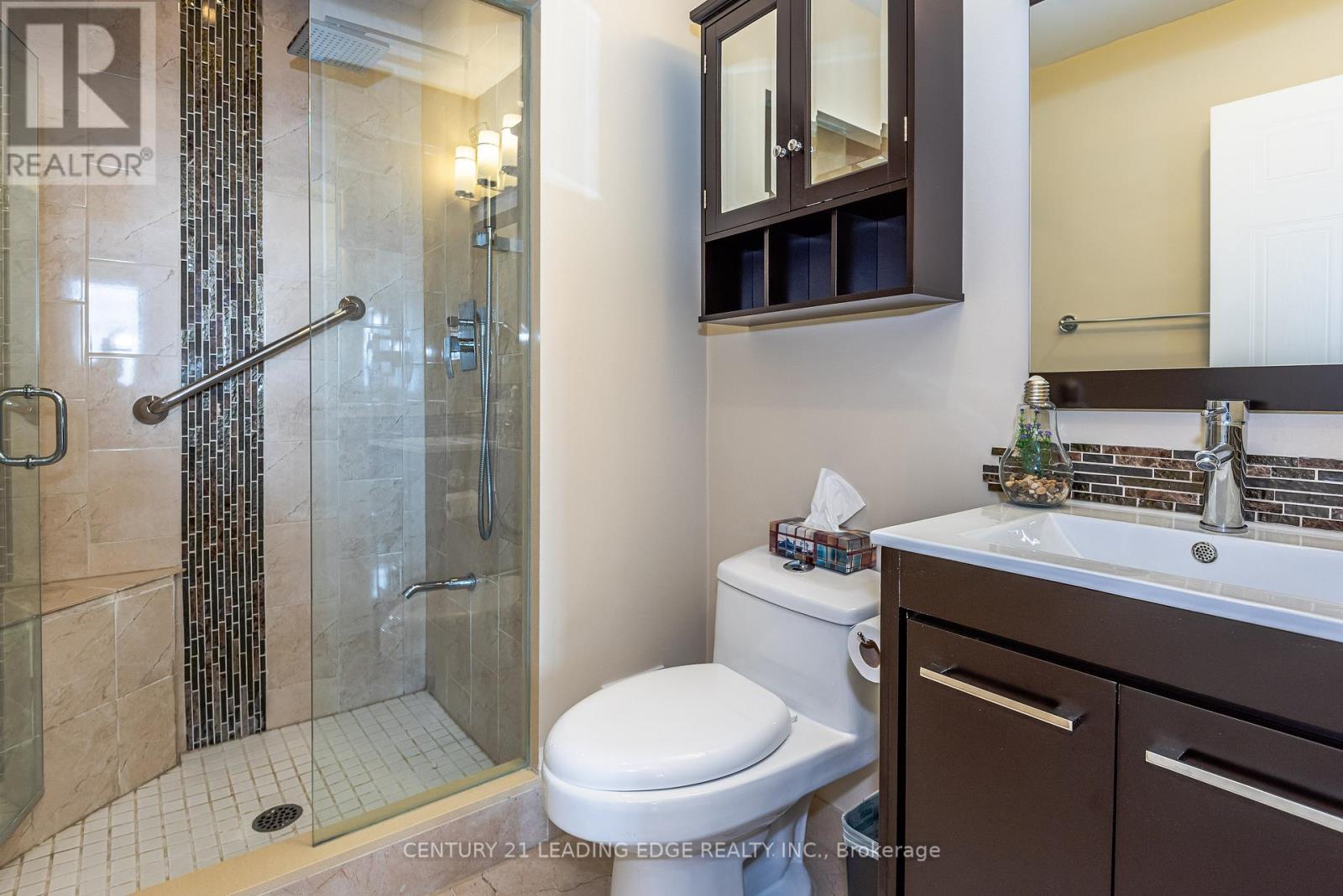 Ph05 - 33 Weldrick Road E, Richmond Hill, Ontario  L4C 8W4 - Photo 22 - N12885800