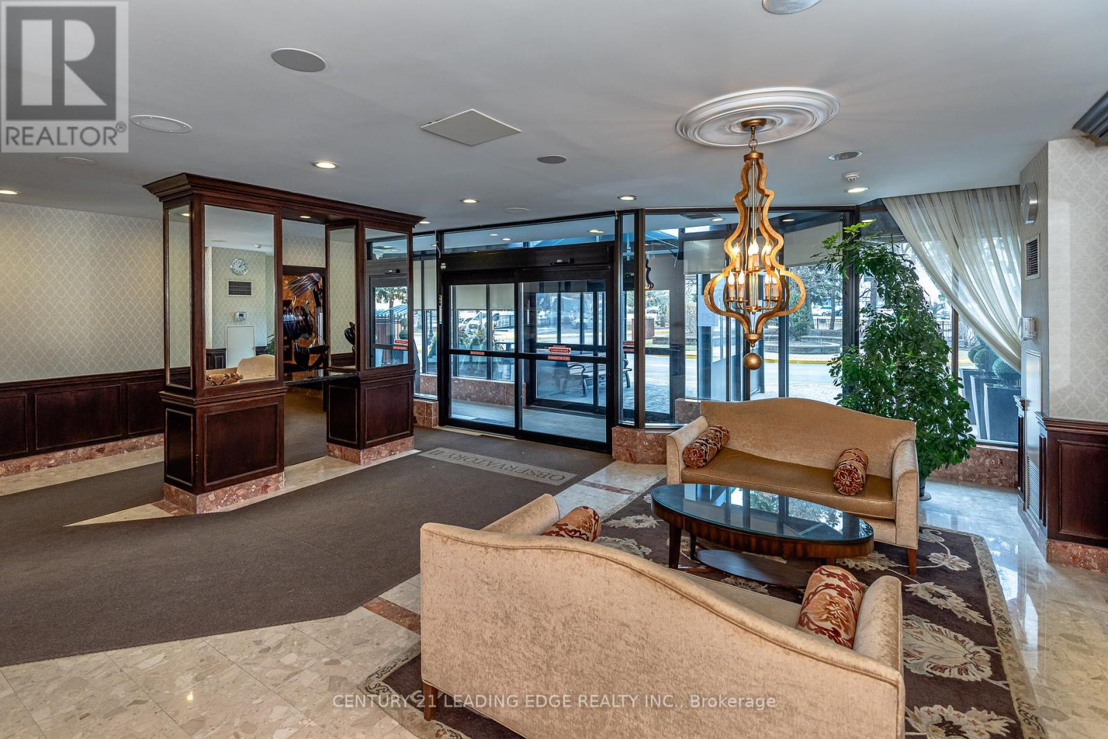 Ph05 - 33 Weldrick Road E, Richmond Hill, Ontario  L4C 8W4 - Photo 3 - N12885800