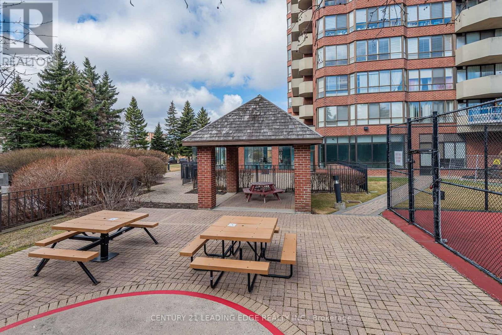 Ph05 - 33 Weldrick Road E, Richmond Hill, Ontario  L4C 8W4 - Photo 34 - N12885800