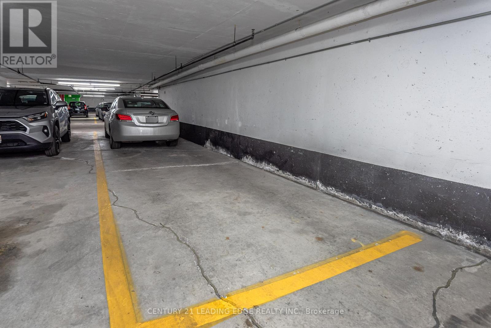 Ph05 - 33 Weldrick Road E, Richmond Hill, Ontario  L4C 8W4 - Photo 38 - N12885800