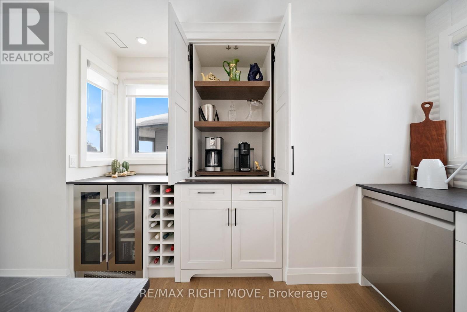 205 - 585 Atherley Road, Orillia, Ontario  L3V 7L5 - Photo 10 - S12885778