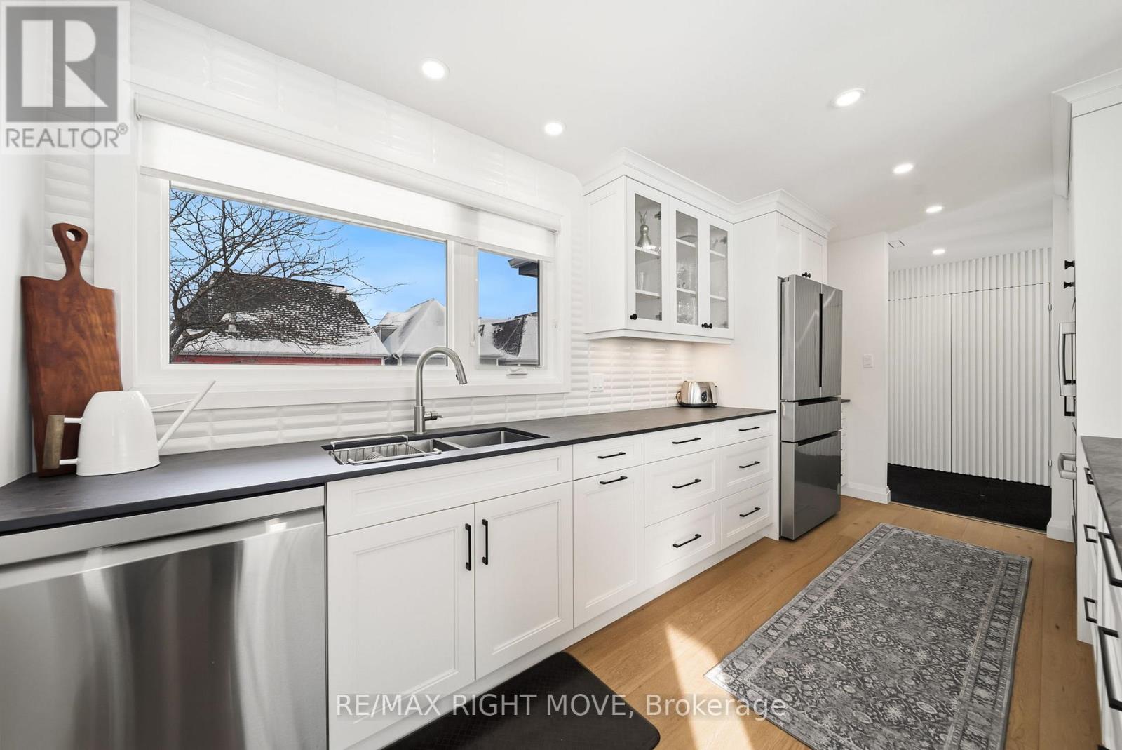 205 - 585 Atherley Road, Orillia, Ontario  L3V 7L5 - Photo 11 - S12885778