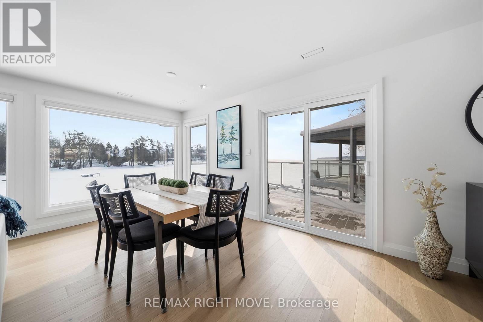 205 - 585 Atherley Road, Orillia, Ontario  L3V 7L5 - Photo 14 - S12885778