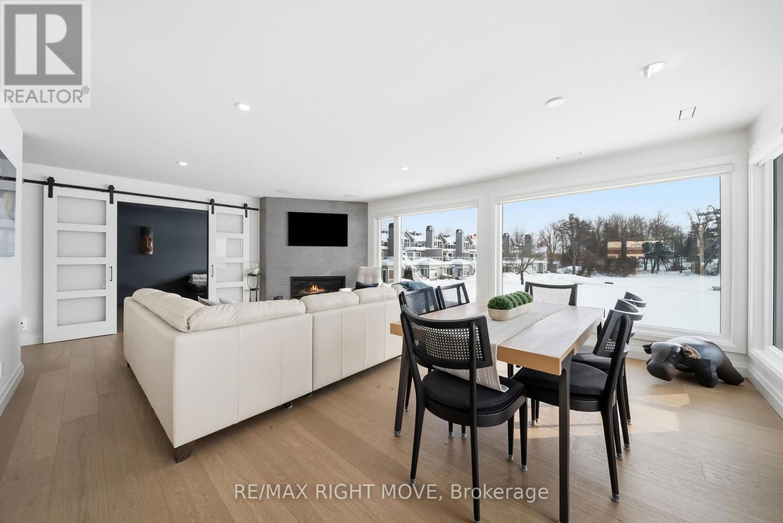 205 - 585 Atherley Road, Orillia, Ontario  L3V 7L5 - Photo 15 - S12885778