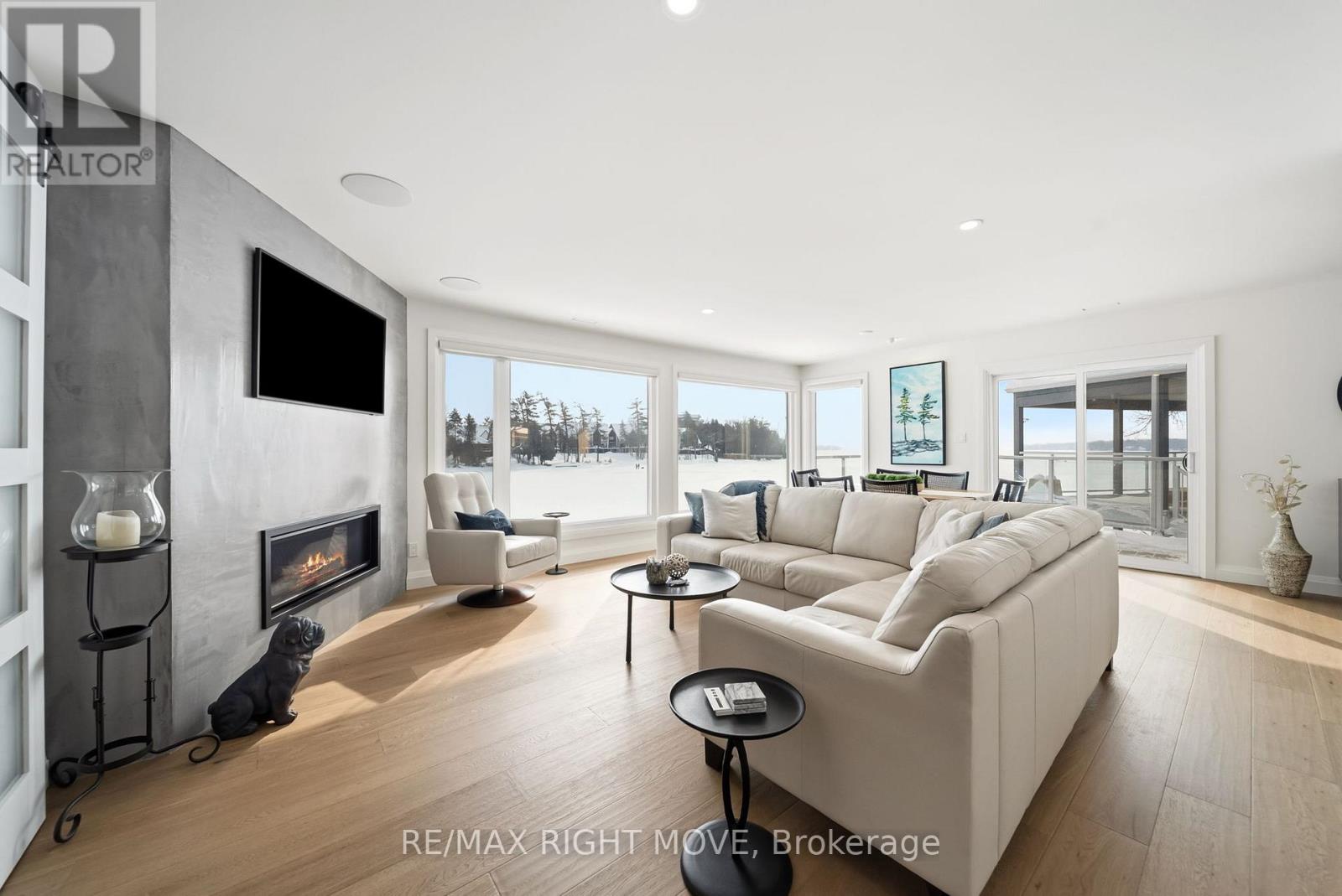 205 - 585 Atherley Road, Orillia, Ontario  L3V 7L5 - Photo 21 - S12885778